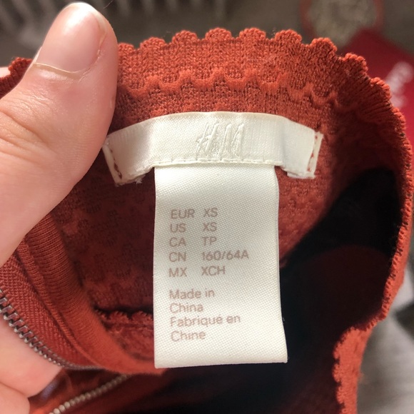 Woven Textured Bubble A-Line Skirt - Picture 4 of 4